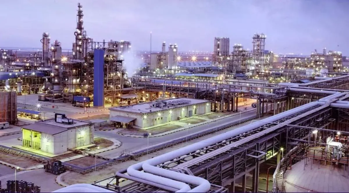 پیشتازی آذرماهی پتروشیمی مارون