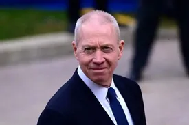 واکنش وزیر جنگ اسرائیل به حمله ایران: باید هوشیار باشیم