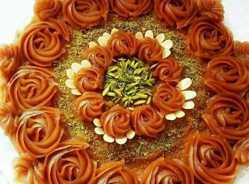 طرز تهیه حلوای سوهان متفاوت و مجلسی برای افطار