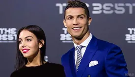 تیپ و استایل محجبه همسر کریستیانو رونالدو در مسجد!