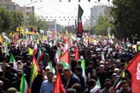 ببینید/ انعکاس تصاویر مراسم تشییع شهدا و حضور پرشور مردم در شبکه‌های بین‌المللی