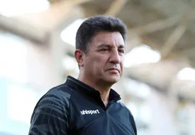 قلعه نویی سرمربی تیم ملی می‌ماند