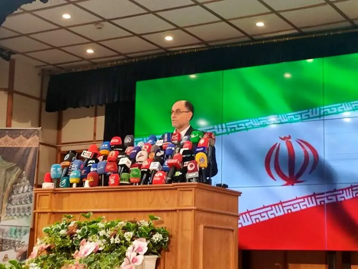 حقانیان به قطع شدن برق هنگام سخنرانی اش واکنش نشان داد