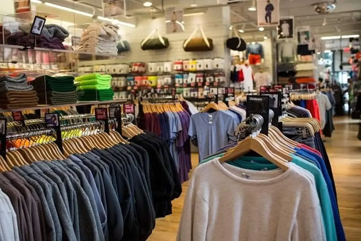 پوشاک قاچاق و استوک؛ میداندار بازار