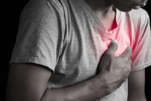 تفاوت درد قفسه سینه ناشی از اضطراب با درد ناشی از مشکل قلبی