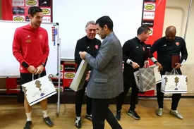 تمرین پرسپولیس با حال و هوای کریسمس