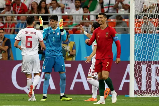 ببینید | هدیه اختصاصی رونالدو برای علیرضا بیرانوند به تهران رسید