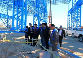 بازدید فرماندار ابرکوه و رؤسای بانکی از فولاد سرمد