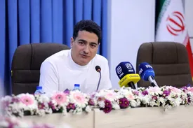 همایون شجریان: بانک صادرات ایران همراه ما در کنار مردم ایستاده است