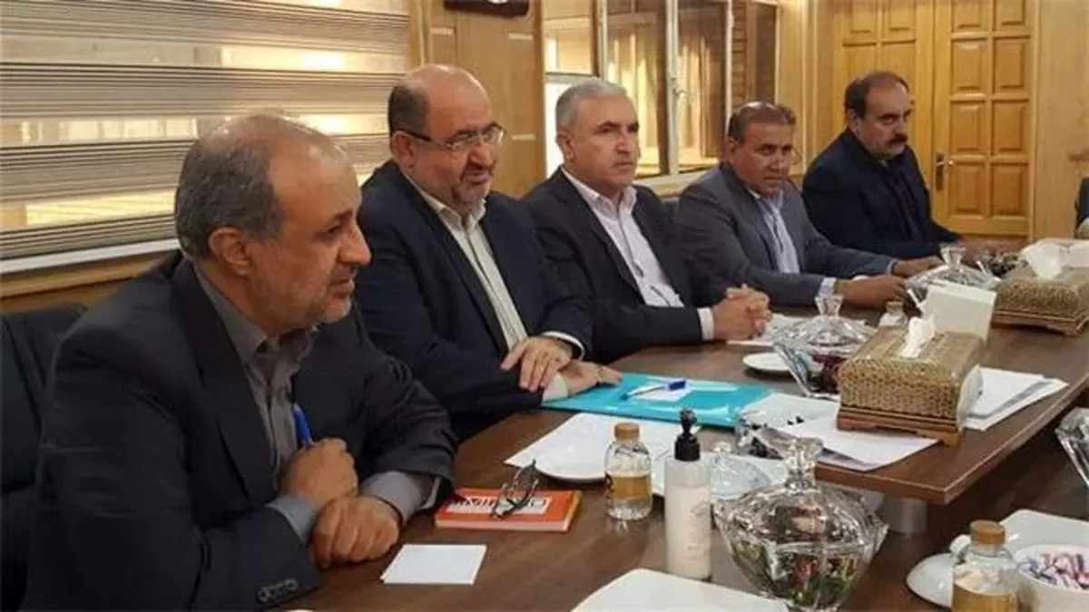 جعفری: محدودیتی برای سرمایه گذاری اکتشاف در کهگیلویه و بویراحمد نداریم / استاندار کهگیلویه و بویراحمد: حامی برنامه های ایمیدرو در استان هستیم