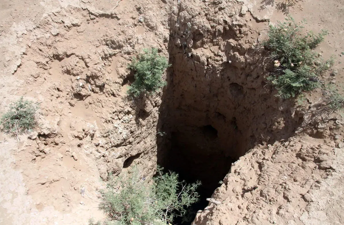 حفاری غیرمجاز در چند امامزاده