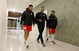 مذاکره چپ و راست استقلالی ها با دستیار قلعه نویی