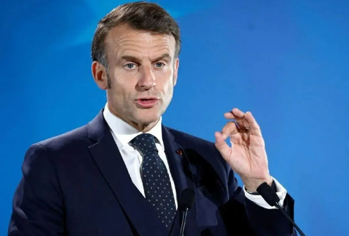 مکرون: احتمالا چهارشنبه با مسعود پزشکیان دیدار خواهم کرد / ساعات آینده برای ایران سرنوشت ساز است