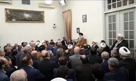 رهبر انقلاب: به گفتگوها نه خیلی خوش‌بین و نه خیلی بدبین هستیم