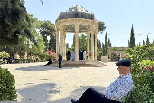 این مکان‌های تاریخی در لحظه تحویل سال تعطیل هستند