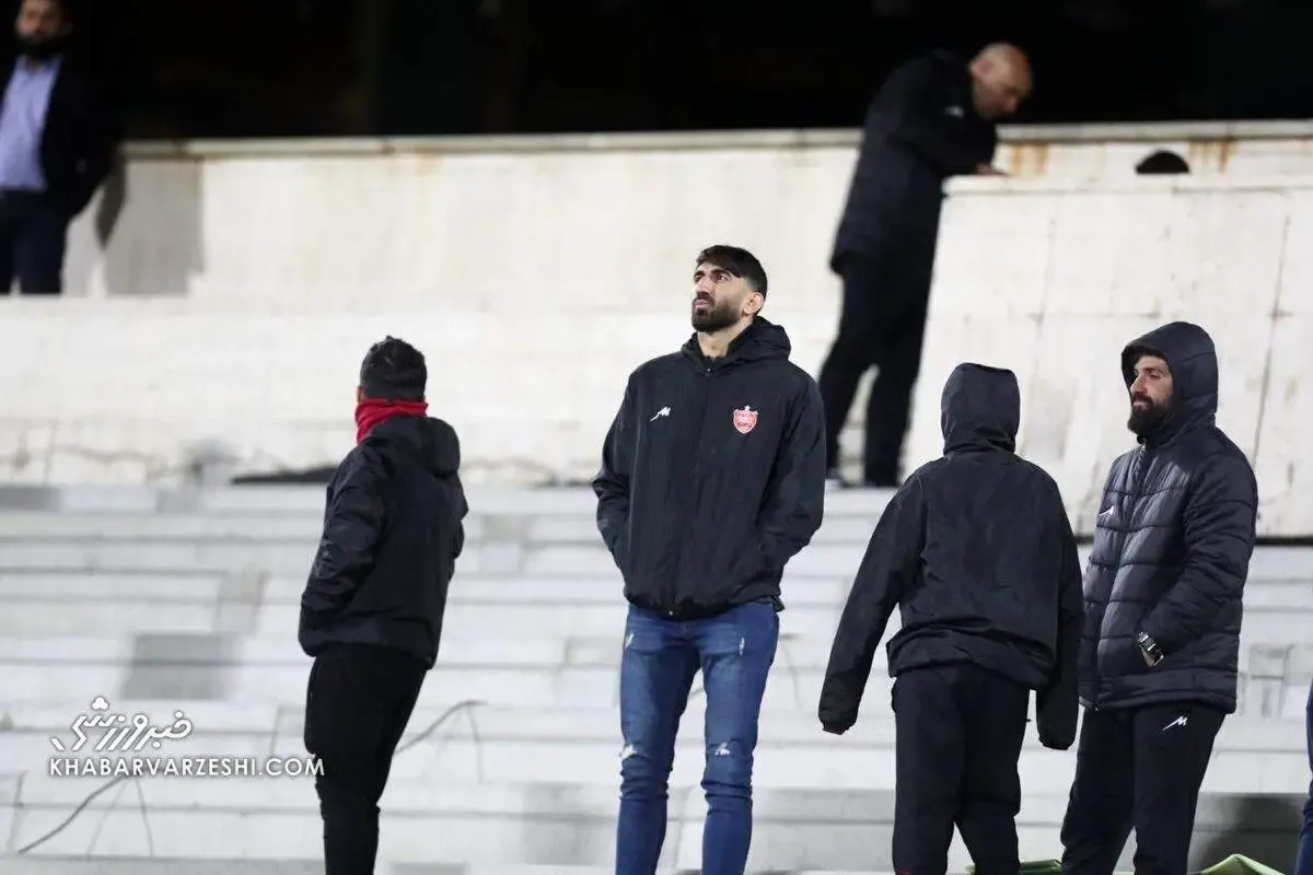 بیرانوند روی سکوهای آزادی قندیل بست!/ عکس