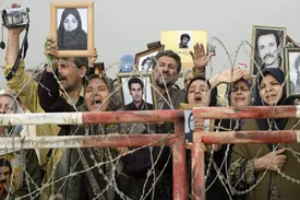 «سرهنگ ثریا» به سینماها آمد/  هشدارهایی درباره منافقین