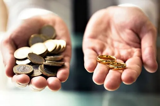 ماجرای مهریه پردردسر و فروش سکه‌های تقلبی به طلافروشان