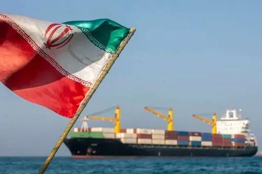 آمریکا: به قایق‌های نظامی ایران حمله کردیم