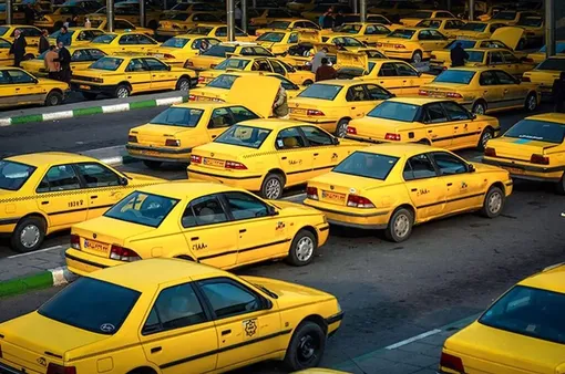 خلاقیت آقای راننده برای خنک کردن مسافران