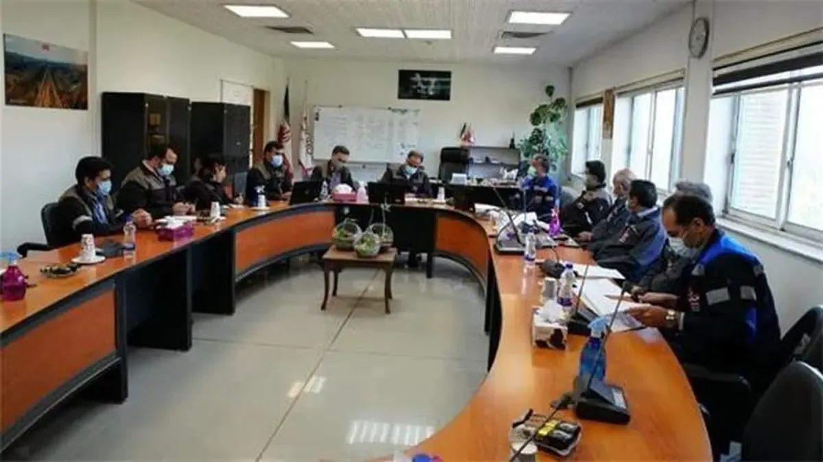 بررسی  رفع موانع تولید در جلسه ای با حضور مدیرعامل مجتمع اپال پارسیان