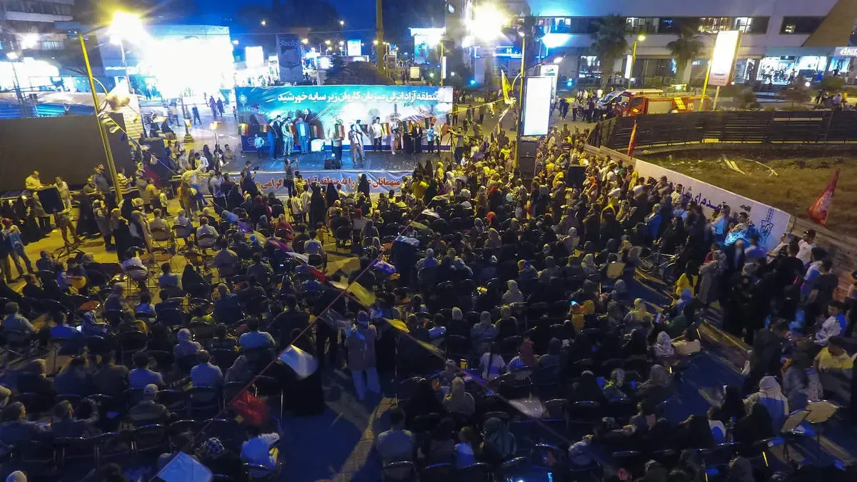 حضور پرشکوه مردم و گردشگران در رویداد استقبال از کاروان «زیر سایه خورشید» منطقه آزاد انزلی