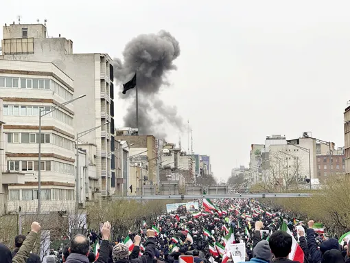 حماسه بی‌نظیر ملت