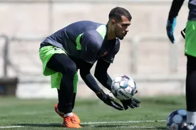 خودنمایی جانشین بیرانوند/ عکس