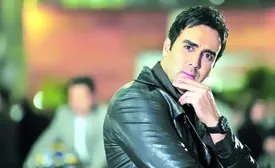 پوریا پورسرخ در ۴۹ سالگی/ چهره‌ای متفاوت از بازیگر محبوب/ عکس