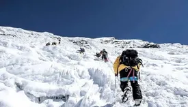 گرفتاری ۴ کوهنورد در کولاک دماوند به دلیل صعود غیرمجاز