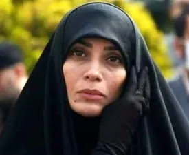 الهام چرخنده مجری شد!/ فیلم