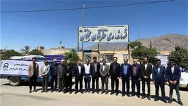 کمک های معیشتی بیمه آسیا در مناطق سیل زده استان فارس توزیع شد