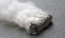 کشتی اسرائیل را می زنیم