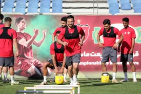 اورونوف پرسپولیسی‌ها را نگران کرده؛ پای نکونام در میان است؟