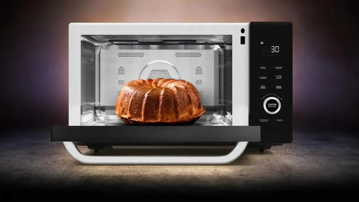 چرا نباید در مایکروویو غذا گرم کنیم؟