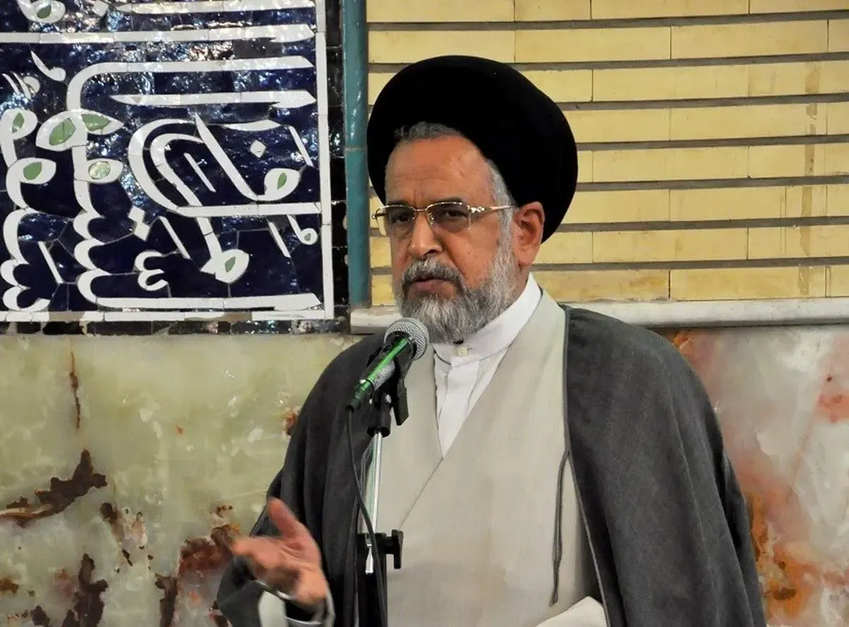 کنایه جوان به امنیتی سابق