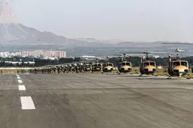 دست ارتش روی ماشه