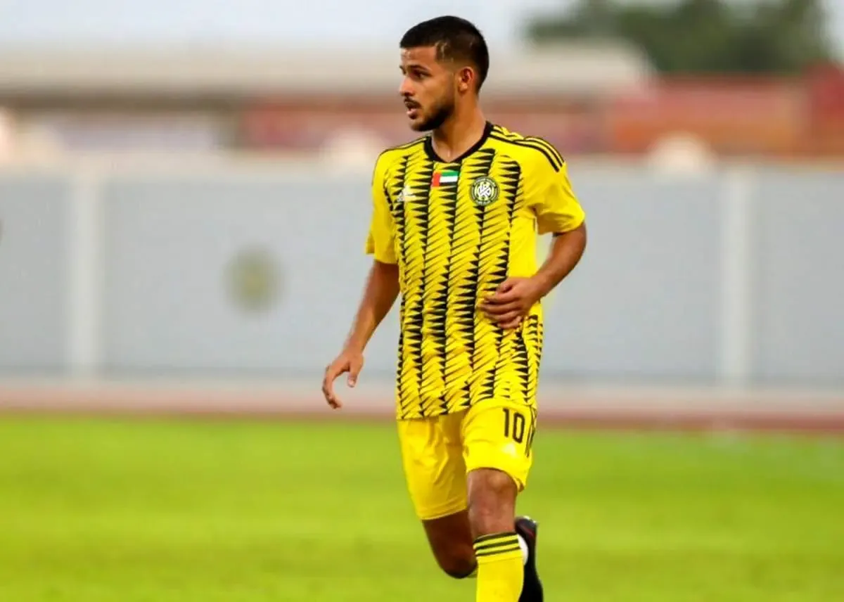 مهدی قائدی و فرهاد مجیدی در امارات گل کاشتند/ فیلم