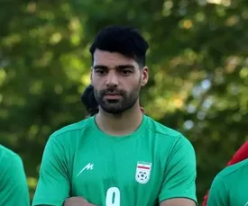 عبور مهدی طارمی از کریم باقری !