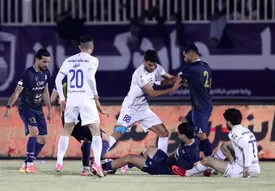 تساوی بی حاصل استقلال و چادر ملو/ آبی ها زور بردن نداشتند