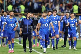 استقلال و نکونام نقره داغ می شوند!