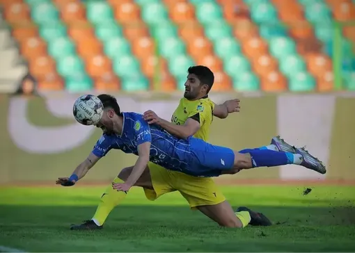 درخواست باشگاه‌ها از فدراسیون فوتبال/ جذب بازیکنان خارجی را ممنوع کنید