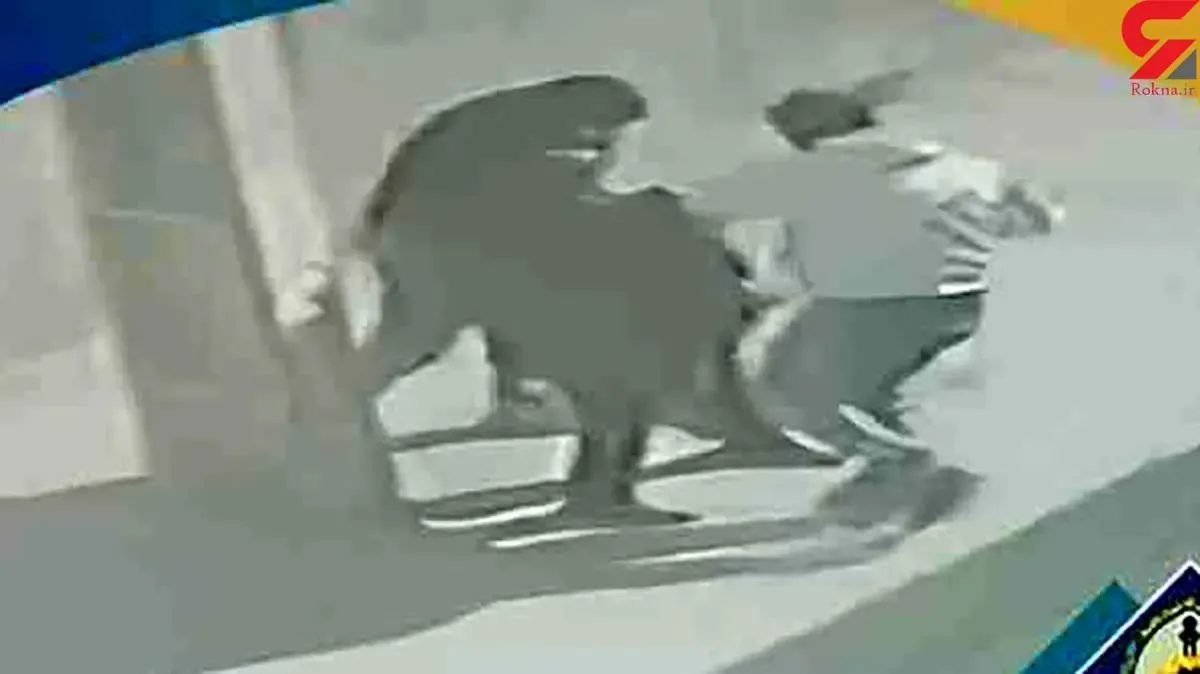 فرار دختر 18 ساله از دست زورگیران/ سقوط از پل هوایی