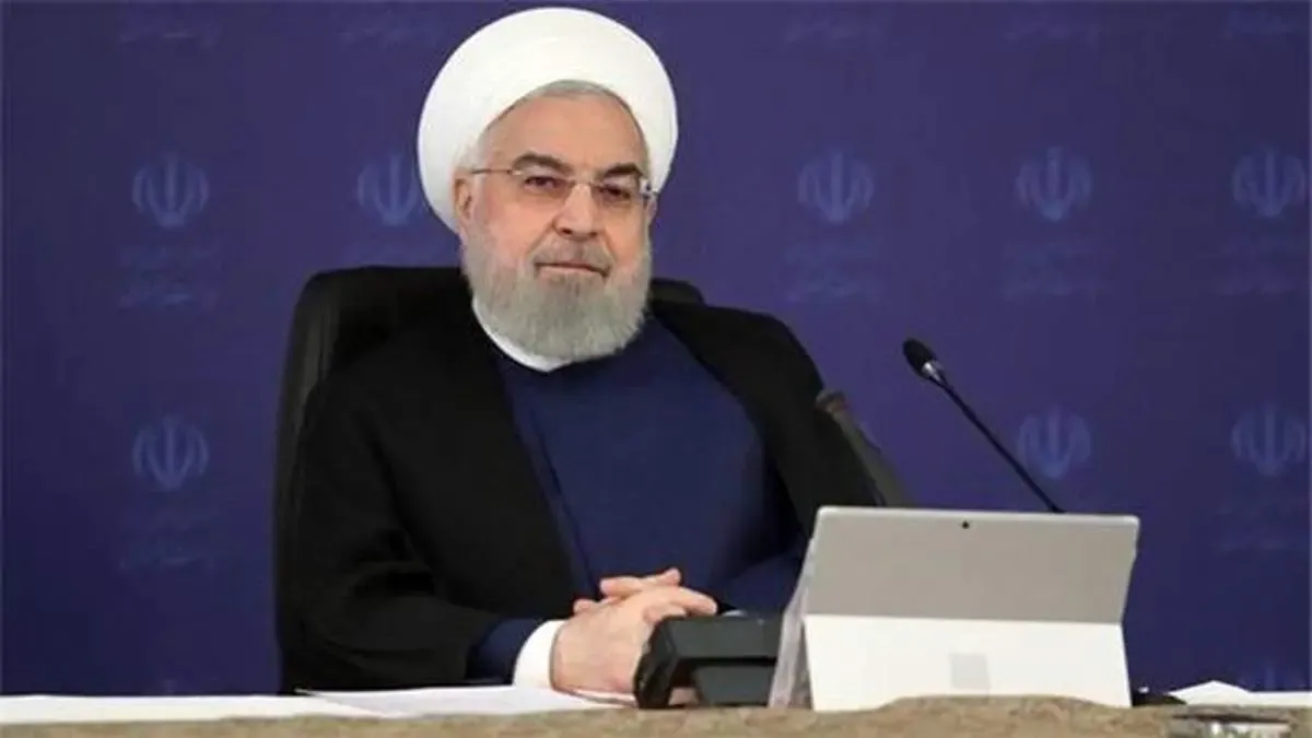 روحانی: ارتش بزرگتر از آن است که آن را به سیاست فرو بکاهیم