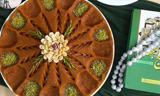طرز تهیه حلوای اوماج؛ حلوای ویژه افطار/ نکات مهم برای تیره نشدن