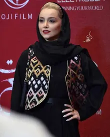 قاب جذاب از نازنین بیاتی و تینا پاکروان با تیپ کژوال/ عکس