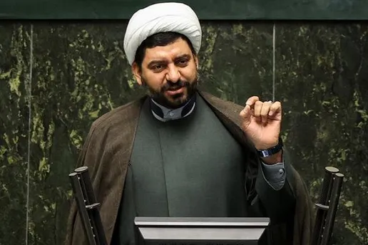 نماینده ملایر خطاب به برخی چهره‌ها: آدرس غلط به دشمن نشان ندهید