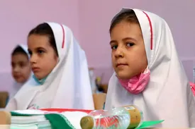 خانم معلم دانش آموزان را زیر گرفت/ دانش آموزان در حال مداوا هستند