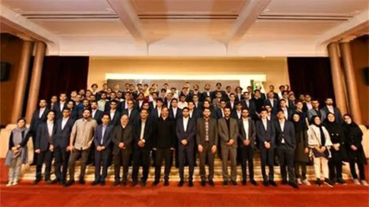 تقدیر همراه اول از نفرات برتر کنکور و مدال‌آوران المپیادهای علمی