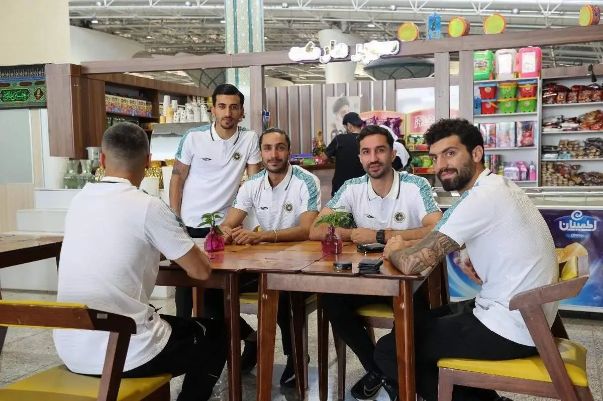 دورهمی استقلالی های محبوب فرهاد مجیدی در سپاهان/ عکس